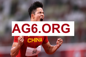 库里：科尔今天说球队就像乐队，每个人都扮演重要角色